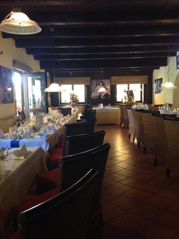 Hotel Carrera Rotta Kültér fotó